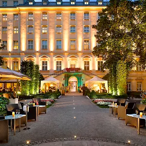 ***** Hotel The Grand - The Leading Of The World République tchèque