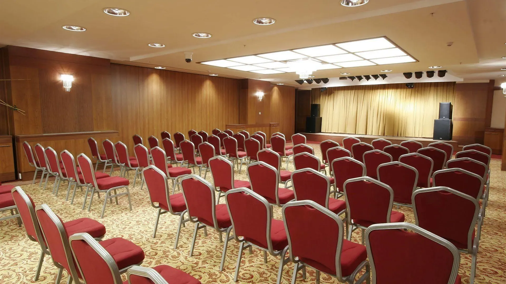 Byotell Hotel Istambul 5*,